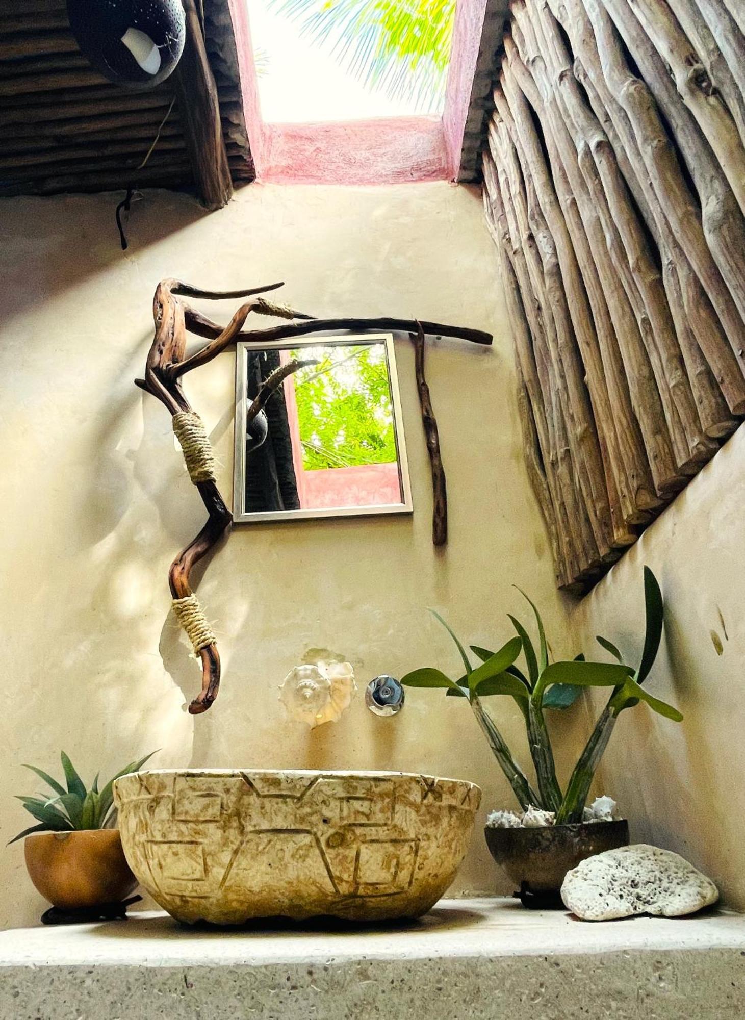 Casa Jade Ecobungalows Las Coloradas Yuluc Exterior photo