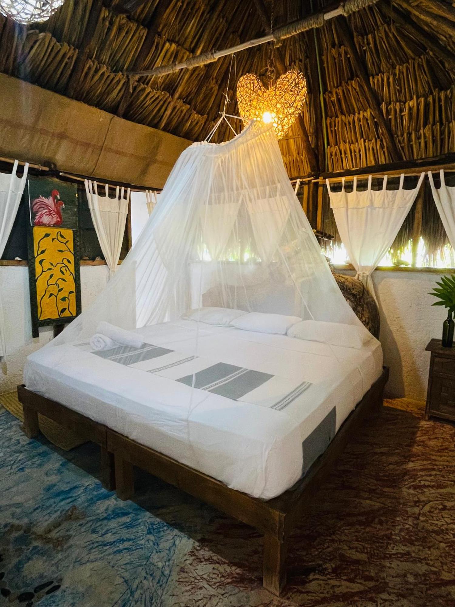 Casa Jade Ecobungalows Las Coloradas Yuluc Exterior photo